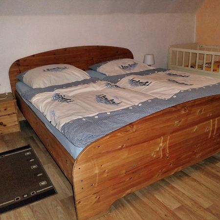 Pferdehof Und Wanderreitstation Doersam Βίλα Mörlenbach Εξωτερικό φωτογραφία